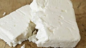 Canada-dismisses-Greek-call-to-drop-feta-cheese-exports-from-trade-talks_strict_xxl