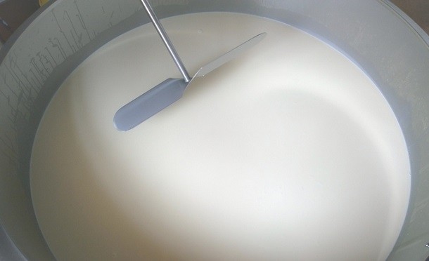 At least one in 15 tankers of milks at Grade A dairy facilities will be tested for tetracyclines. ©iStock/andhal