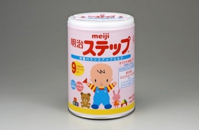 Despite low levels of cesium found, Meiji voluntarily recalled 400,000 cans of Meiji Step brand product in December