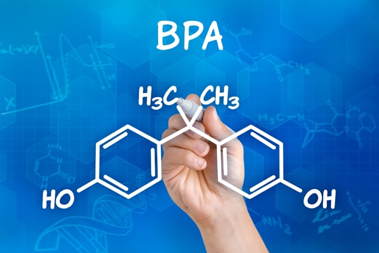 Study-New-monitoring-of-BPA-in-dairy-products-needed.jpg