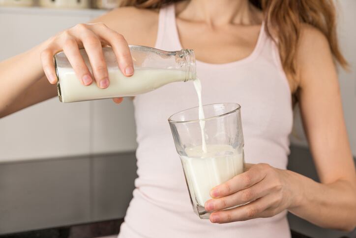 Drinking 2% milk ages adults faster than 1% milk