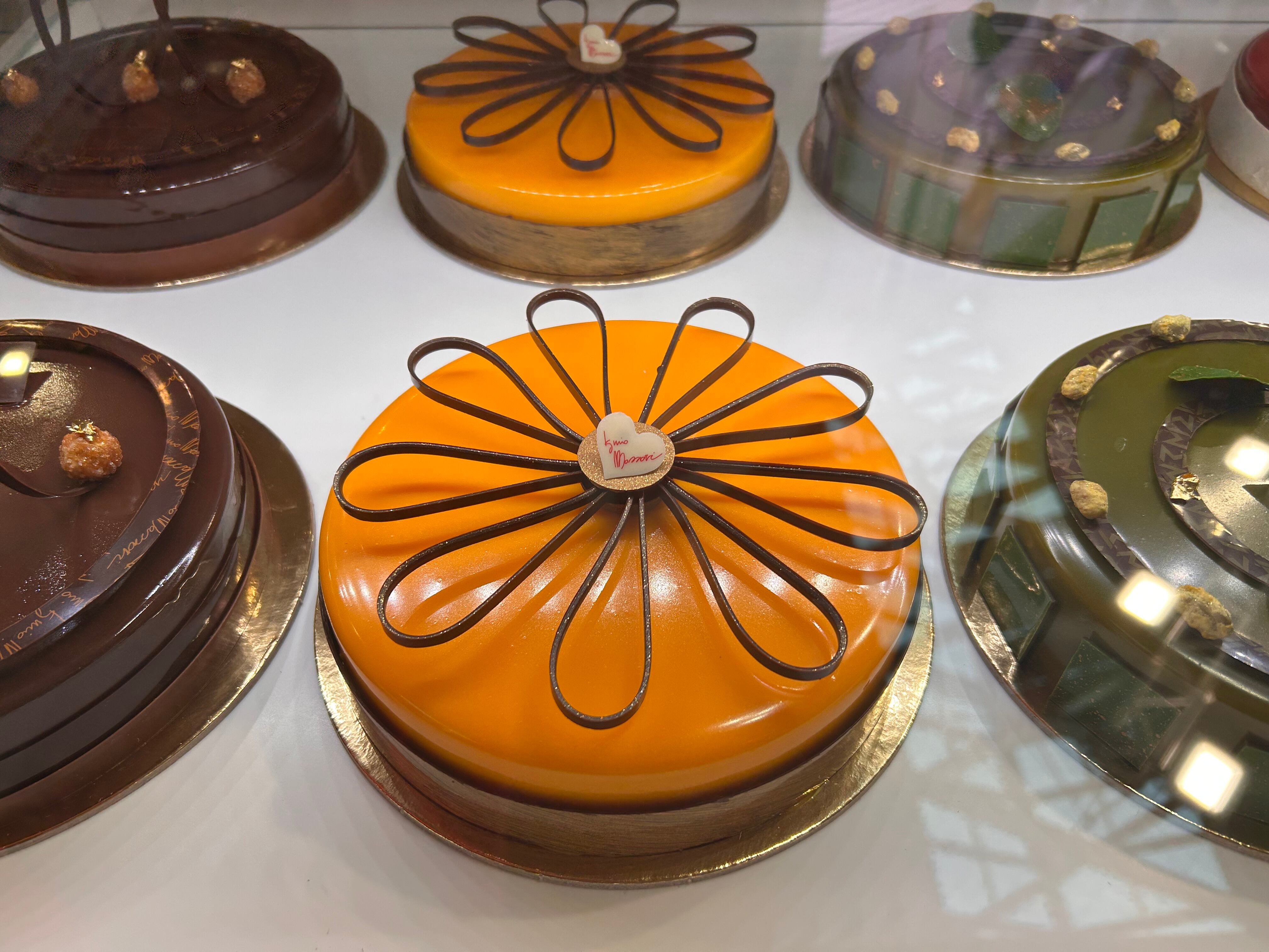 Elegant cakes at SIGEP World 2025