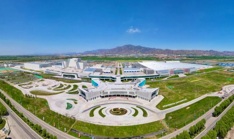 Yili-Future-Intelligence-and-Health-Valley-2.jpg