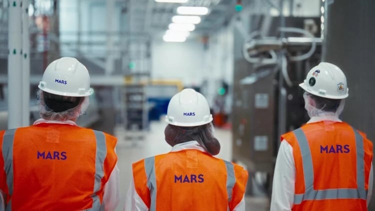 Mars workers in a factory