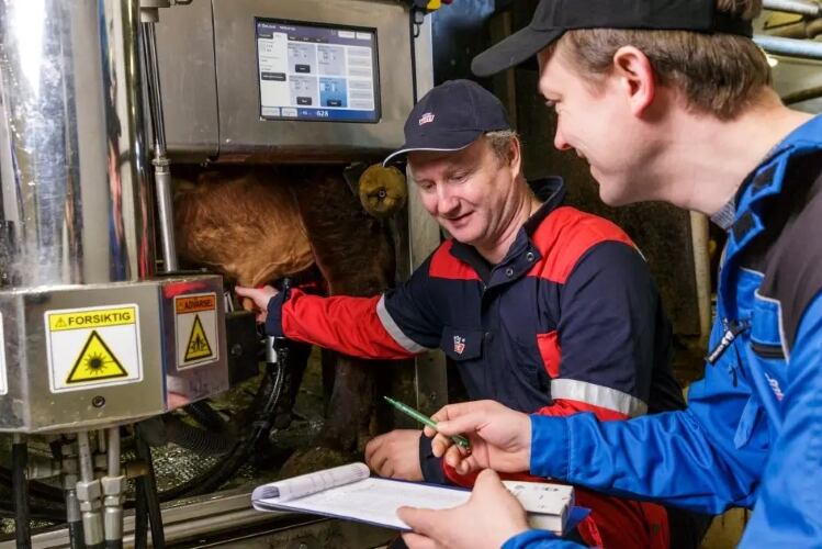 TINE part of group launching agricultural climate calculator