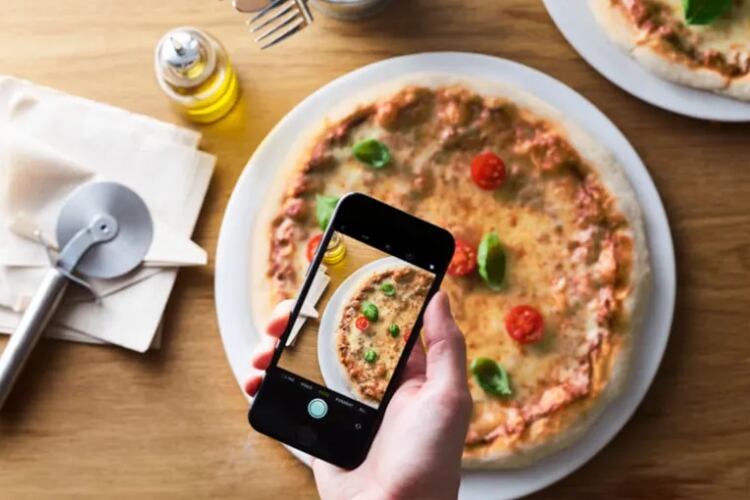 Chr. Hansen launches new culture for pizza cheese to reduce browning