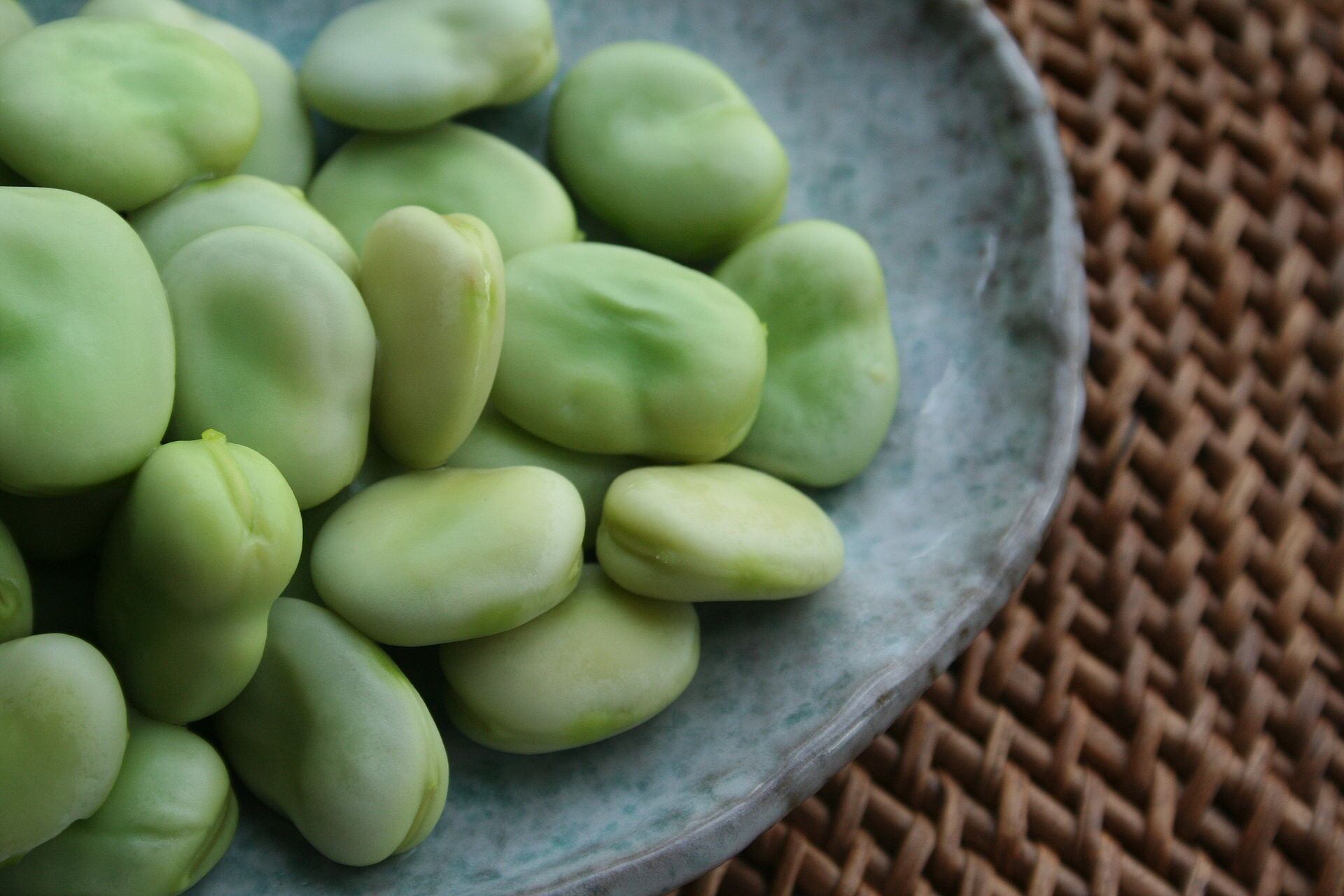 1920px-Broad-beans-after-cooking.jpg