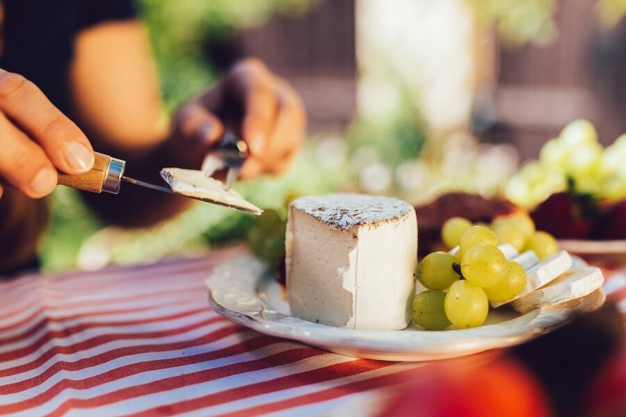 The-specialty-foods-market-is-expected-to-surpass-200b-this-year.jpg