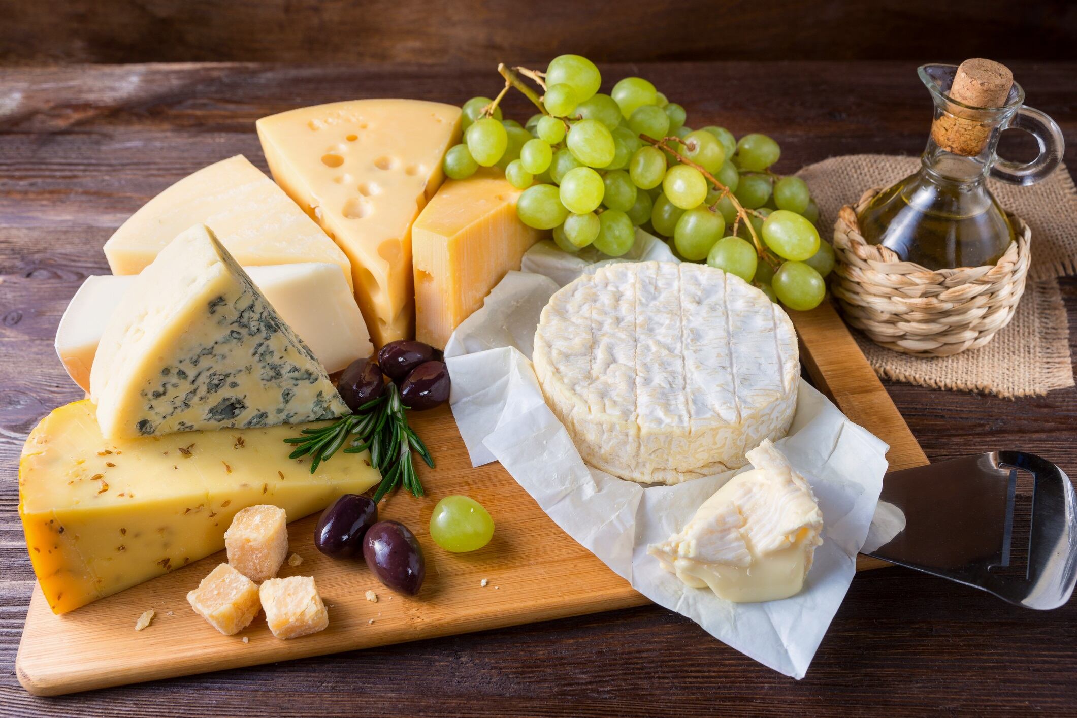 Hybrid cheese sales grow as plant-based ‘fails to satisfy’