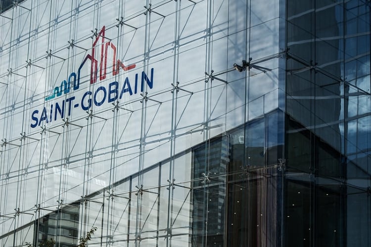 Saint-Gobain introduces new Versilon dispensing tubing