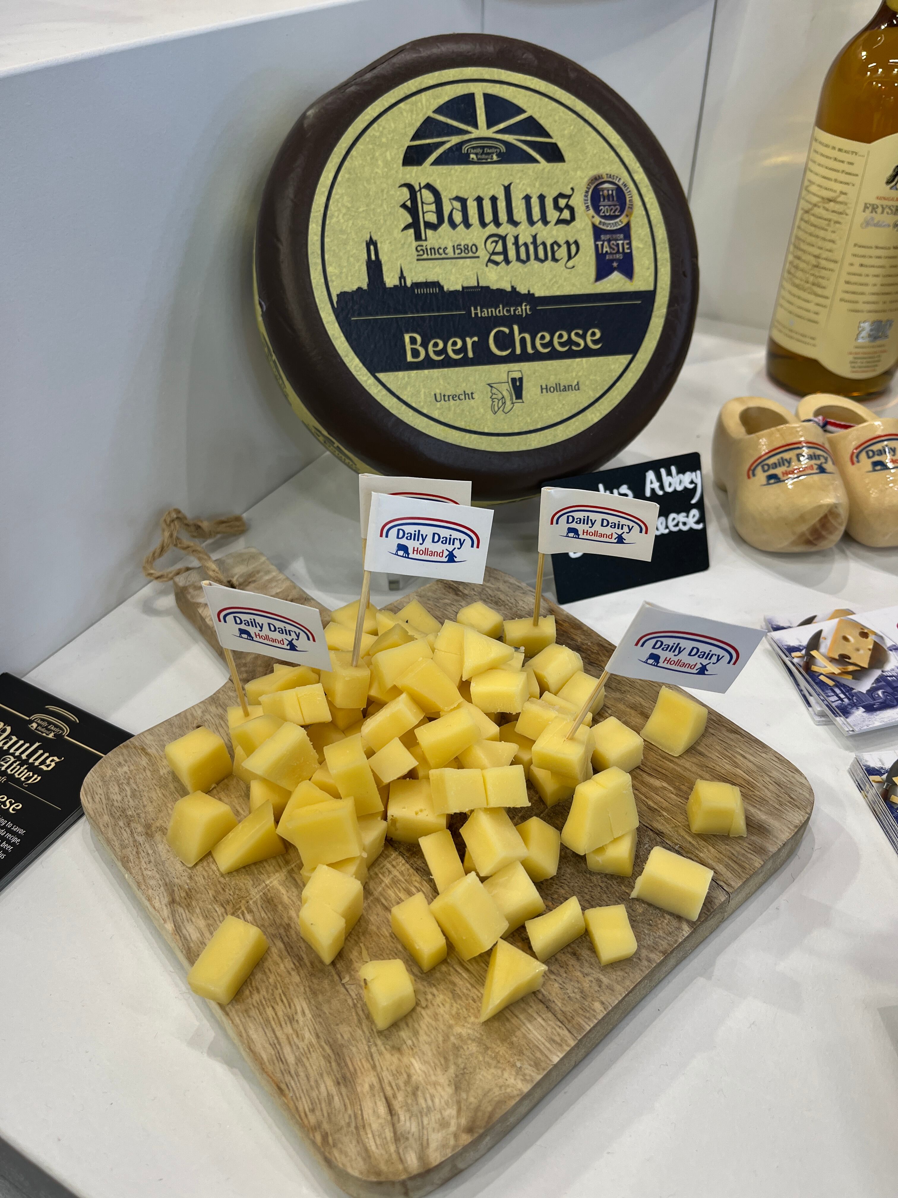 daily dairy paulus abbey cheese beer