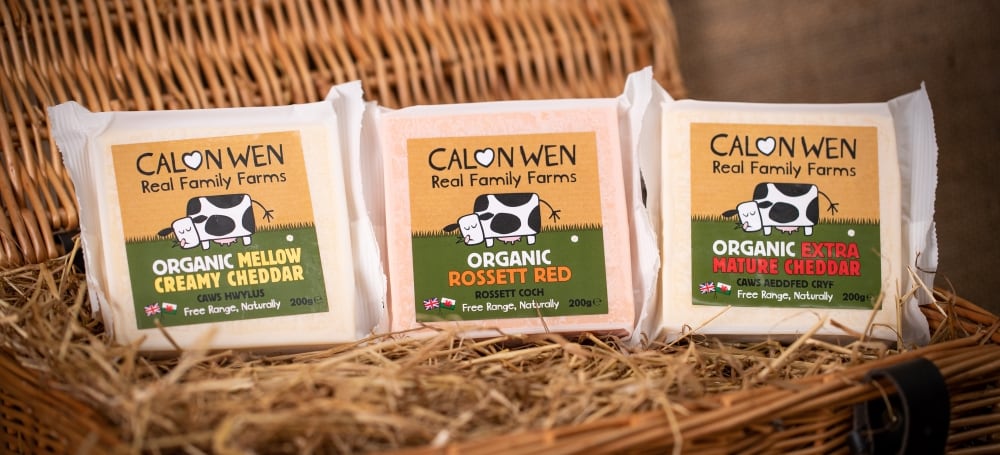 Calon-Wen-Organic-Cheese-200g-group.jpg