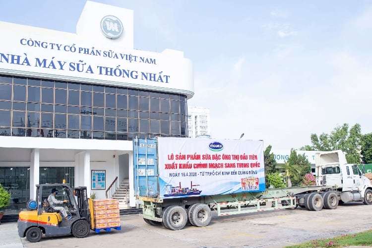 Vinamilk exports sweetened condensed milk to China