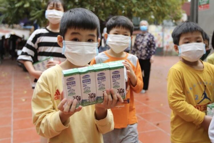 vinamilk-masks.jpg