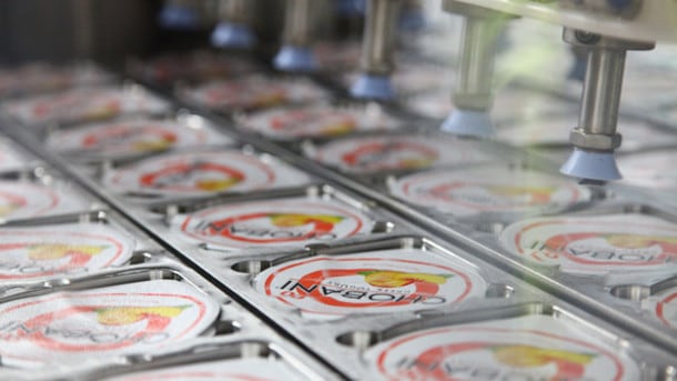 School-Lunch-Program-will-create-a-generation-of-Greek-yogurt-eaters-Chobani_strict_xxl.jpg