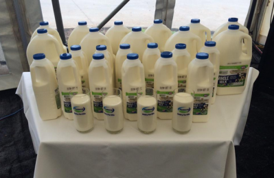 The plant will churn out 115,000 bottles of Woolworths Select milk each day (Image: Twitter/BridgetJuneJudd)