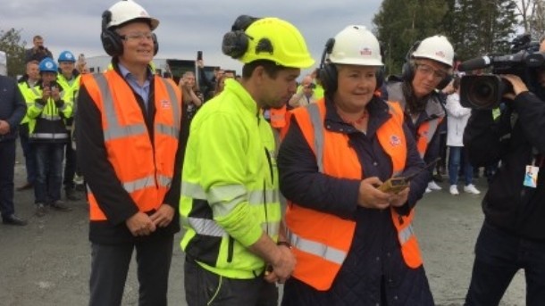 Norwegian Prime Minister Erna Solberg at the TINE plant site at Flesland, Bergen.