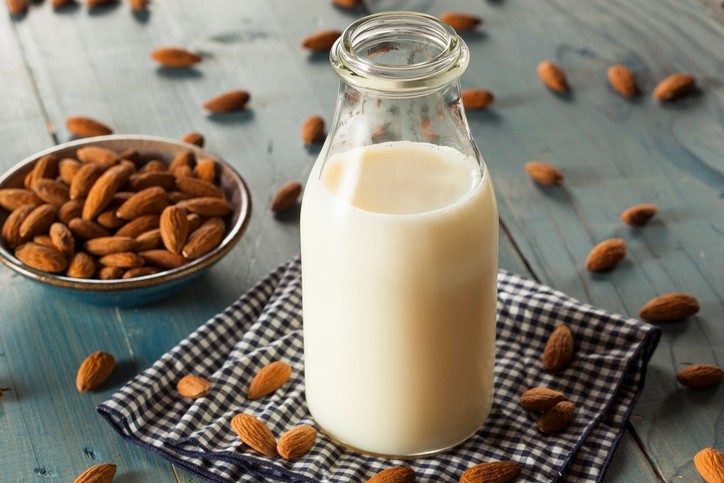 Mintel analysts said dairy milk still has opportunities despite facing pressure from its plant-based counterparts.  Photo: ©iStock/bhofack2