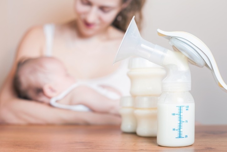 AAP said individual milk sharing is extremely variable in the screening of donors and the methods of milk storage and transpiration.  Photo: iStock/Pilin_Petunyia