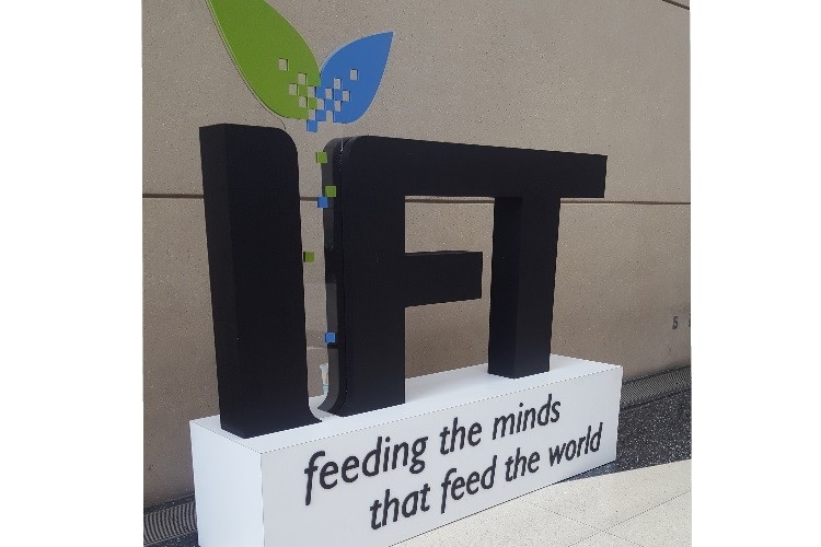 Dairy substitutes were well-represented alongside traditional dairy at IFT 2018.