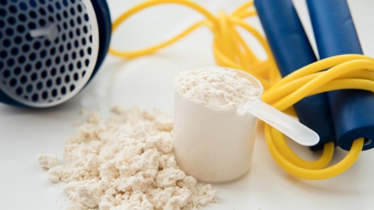 Consumers generally have a positive attitude towards whey protein, but very few connect it to helping stay active as they age, according to Suzane Leser, chair of the EWPA Whey Protein Working Group. ©GettyImages/VasilevKiril