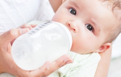 Millennial moms were more likely to introduce their baby to infant formula earlier than moms over the age of 35, the survey found. ©iStock/Wavebreakmedia