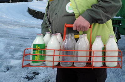 Dairy Crest's milk bottling closure is "the death knell of the traditional milkman delivering bottled milk to the doorstep as the nation sleeps," says Unite.
